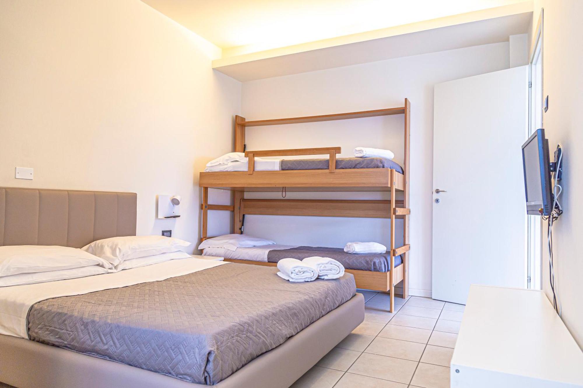 Hotel Avana Fronte Mare Ричоне Екстериор снимка