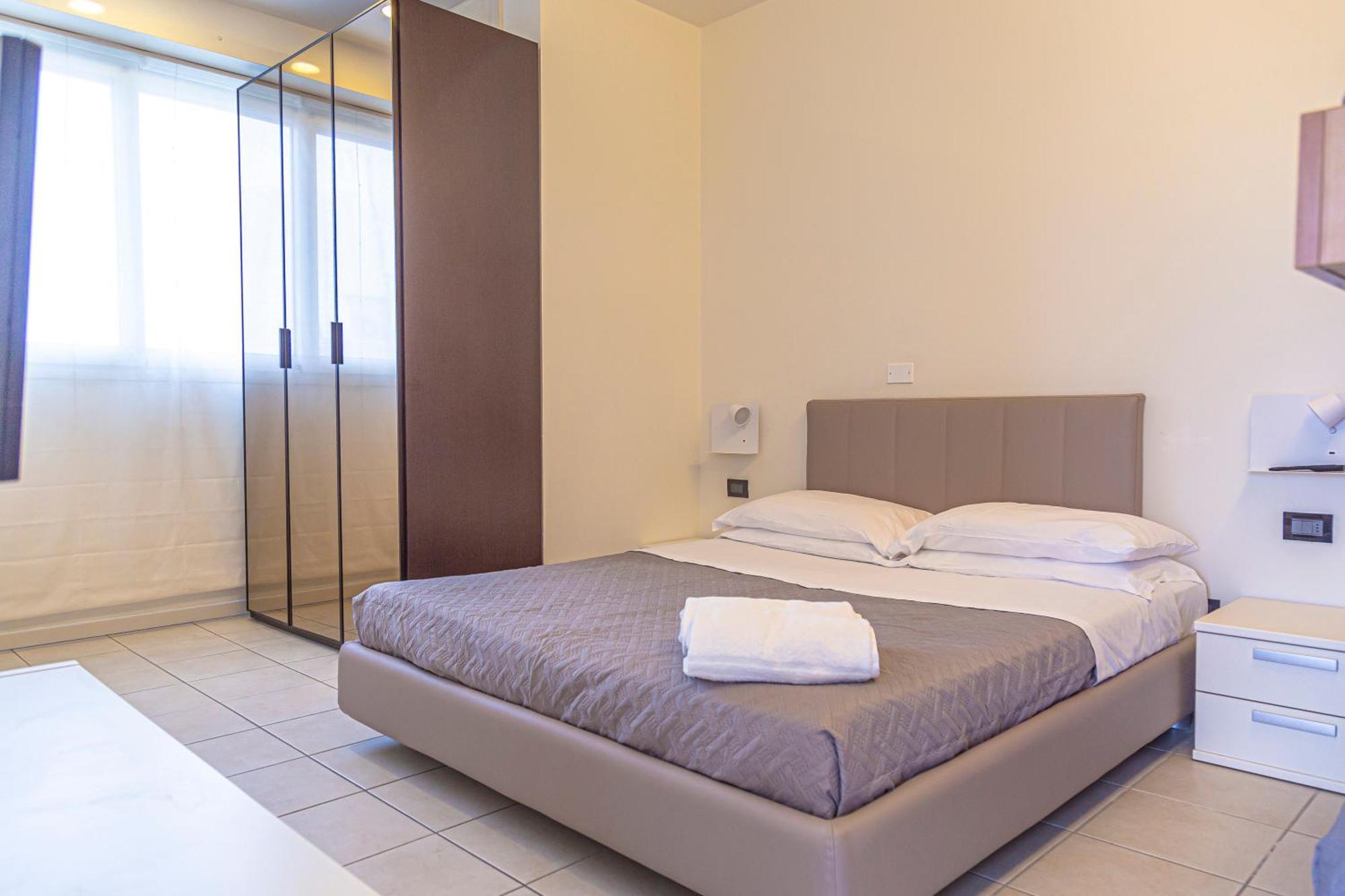 Hotel Avana Fronte Mare Ричоне Екстериор снимка